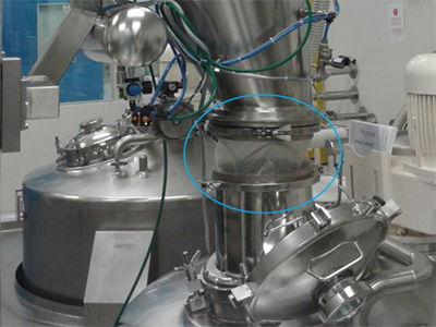 a non-BFM® flexible connector installed in Plasma Industries in Belgium